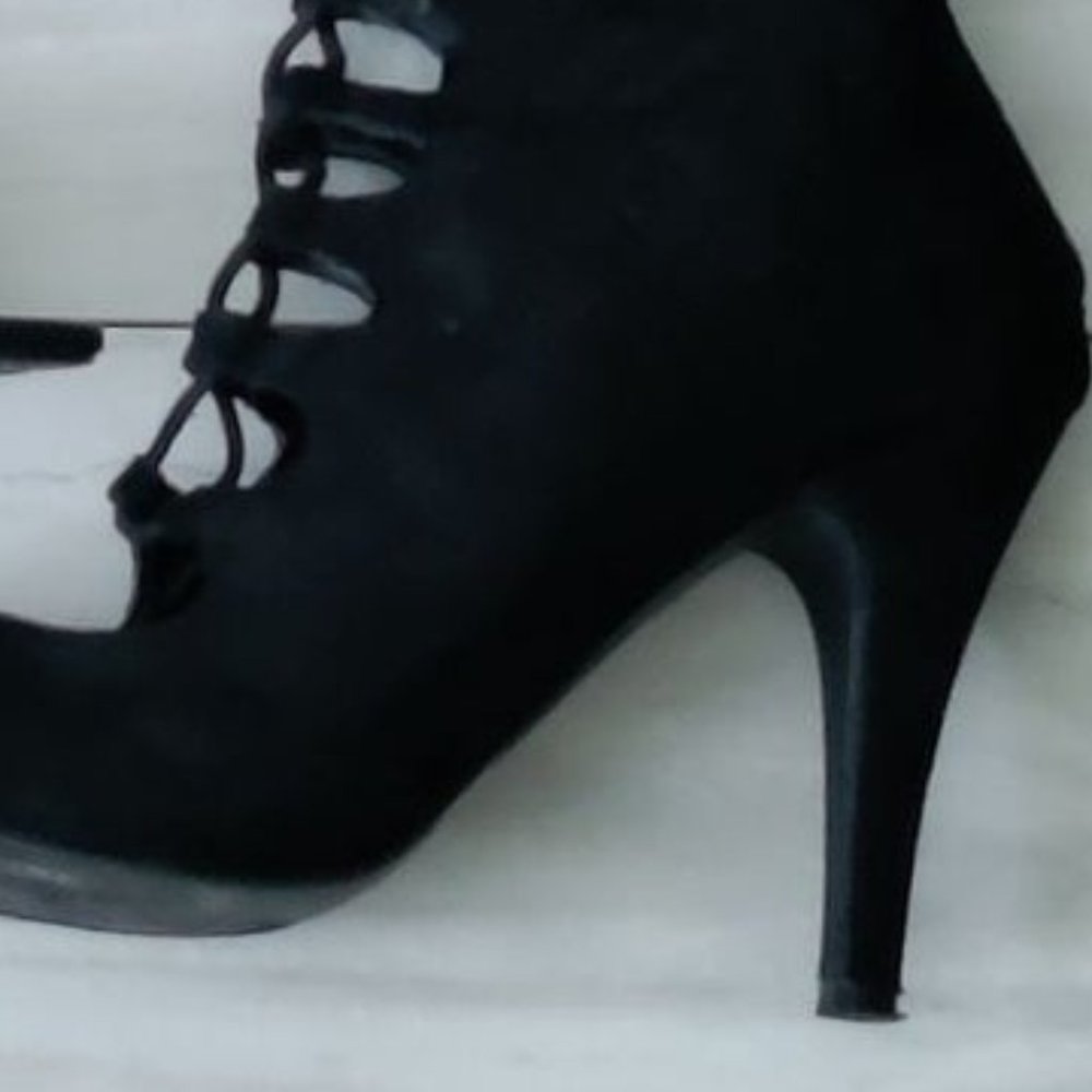 Wild Diva Suede Boots - Picture 4 of 4